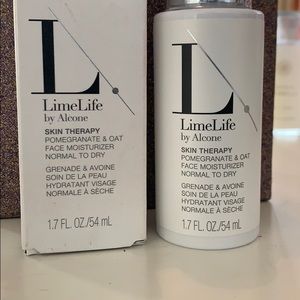 LimeLife Skin Therapy Moisturizer / NEW IN BOX